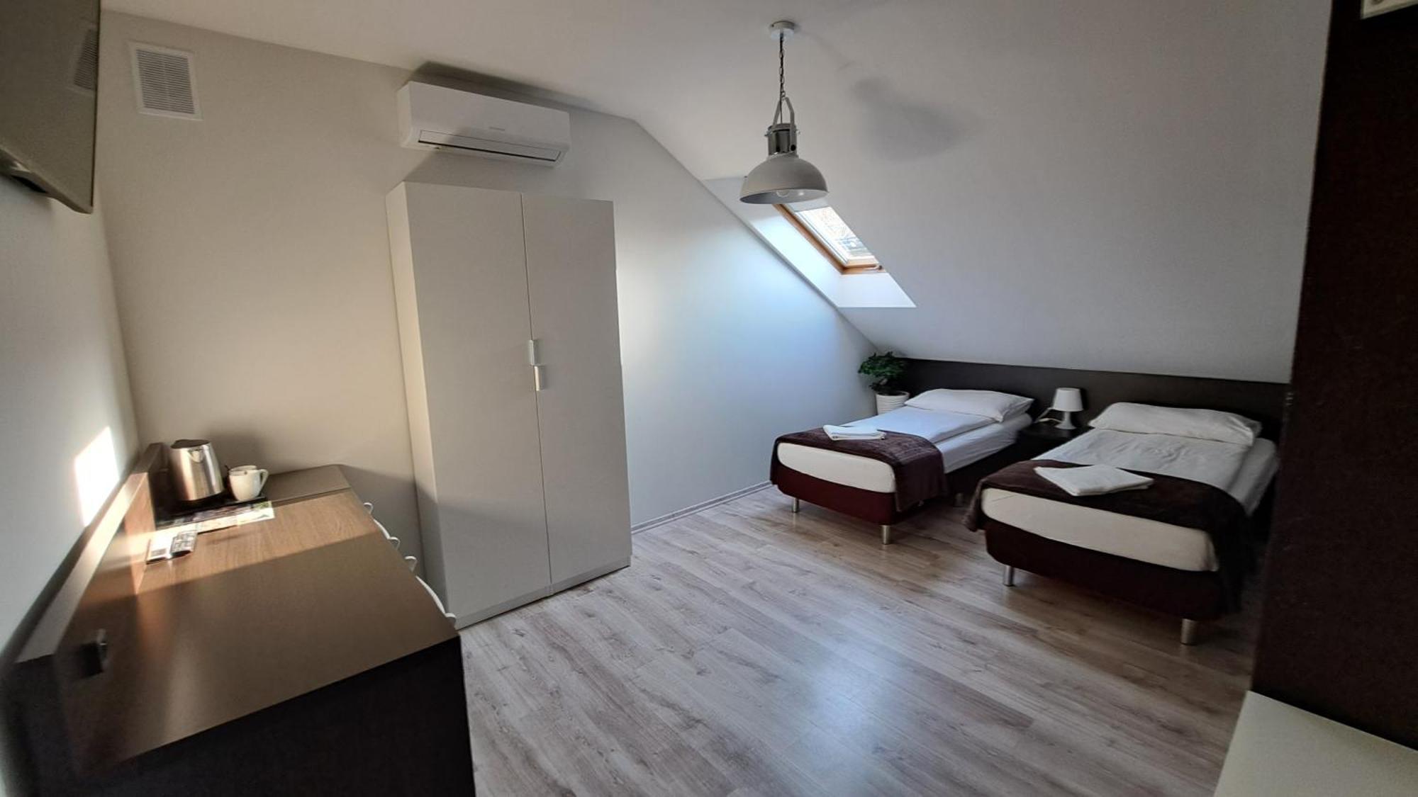 Pokoje Pod Szyndzielnia Bielsko-Biala Luaran gambar